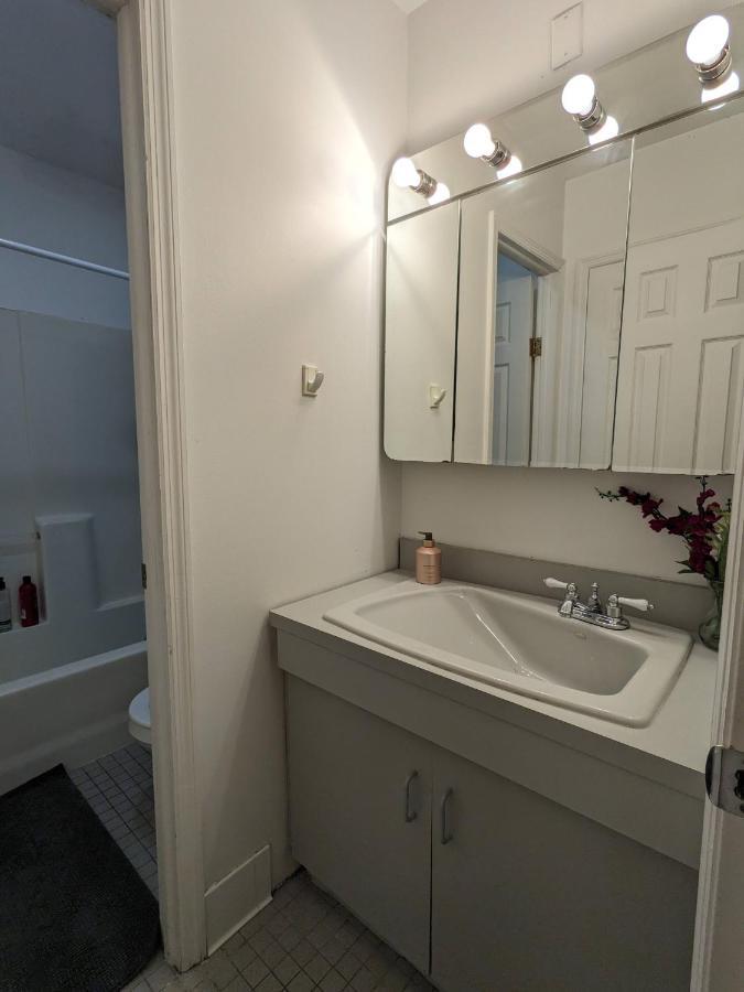 Cozy At Great Townhouse In Williamsburg Accommodatie bij particulieren